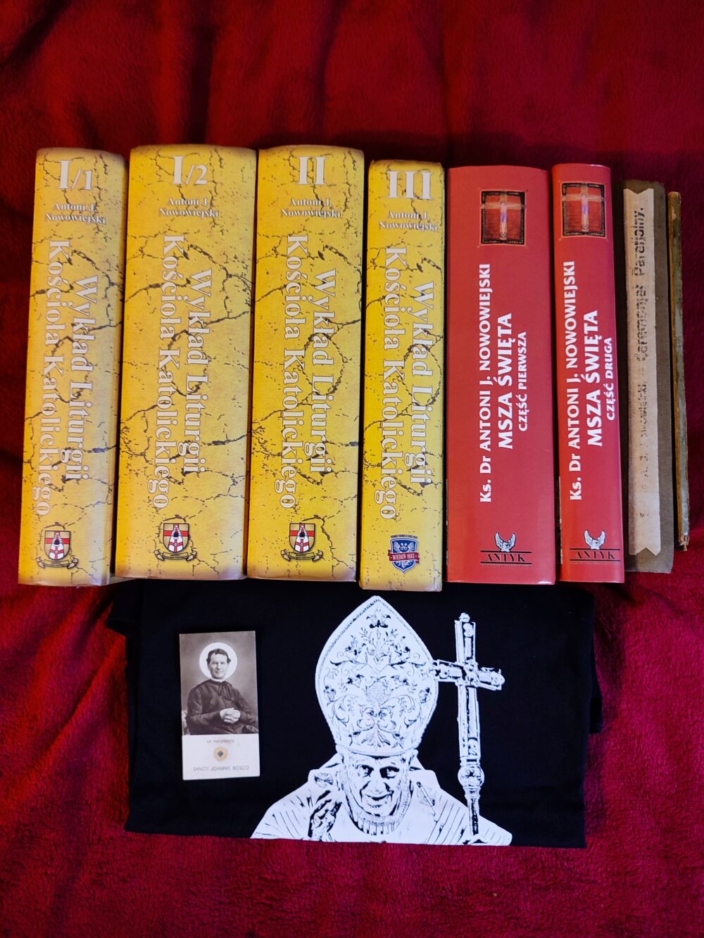 Publikacje liturgiczne arcybiskupa Antoniego J. Nowowiejskiego (zestaw 8 książek + gratisy) - obrazek 2