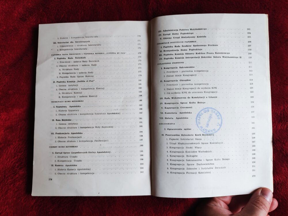 Ks. Edward Sztafrowski, "Kuria Rzymska. Studium historyczno-kanoniczne" [1981] - obrazek 4