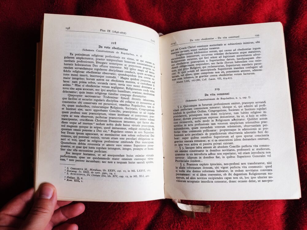 Enchiridion de statibus perfectionis. Documenta Ecclesiae sodalibus instituendis [1949] - obrazek 3