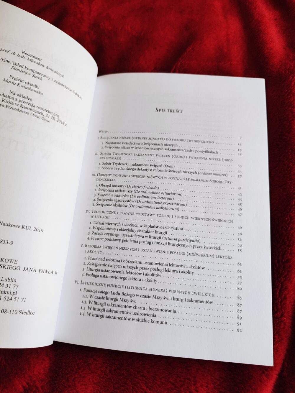Ks. Czesław Krakowiak, "Święcenia niższe, posługi i funkcje wiernych świeckich w liturgii" [2019] - obrazek 2