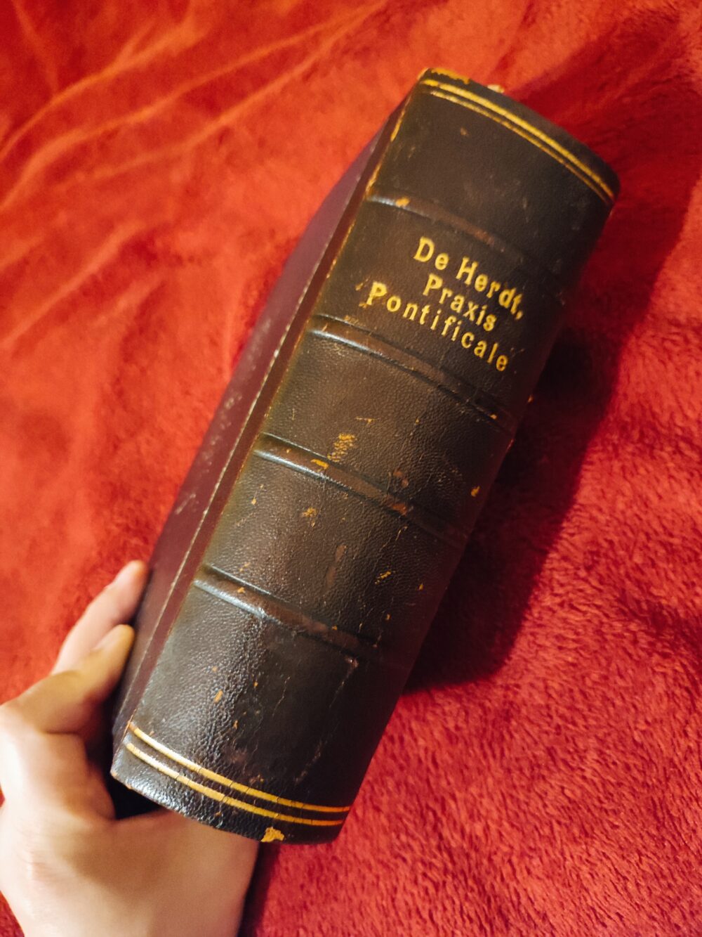 P. J. B. de Herdt, "Praxis pontificalis seu Caeremonialis Episcoporum practica expositio" (2 ed.) (3 tomy) [1904-1905] - obrazek 8
