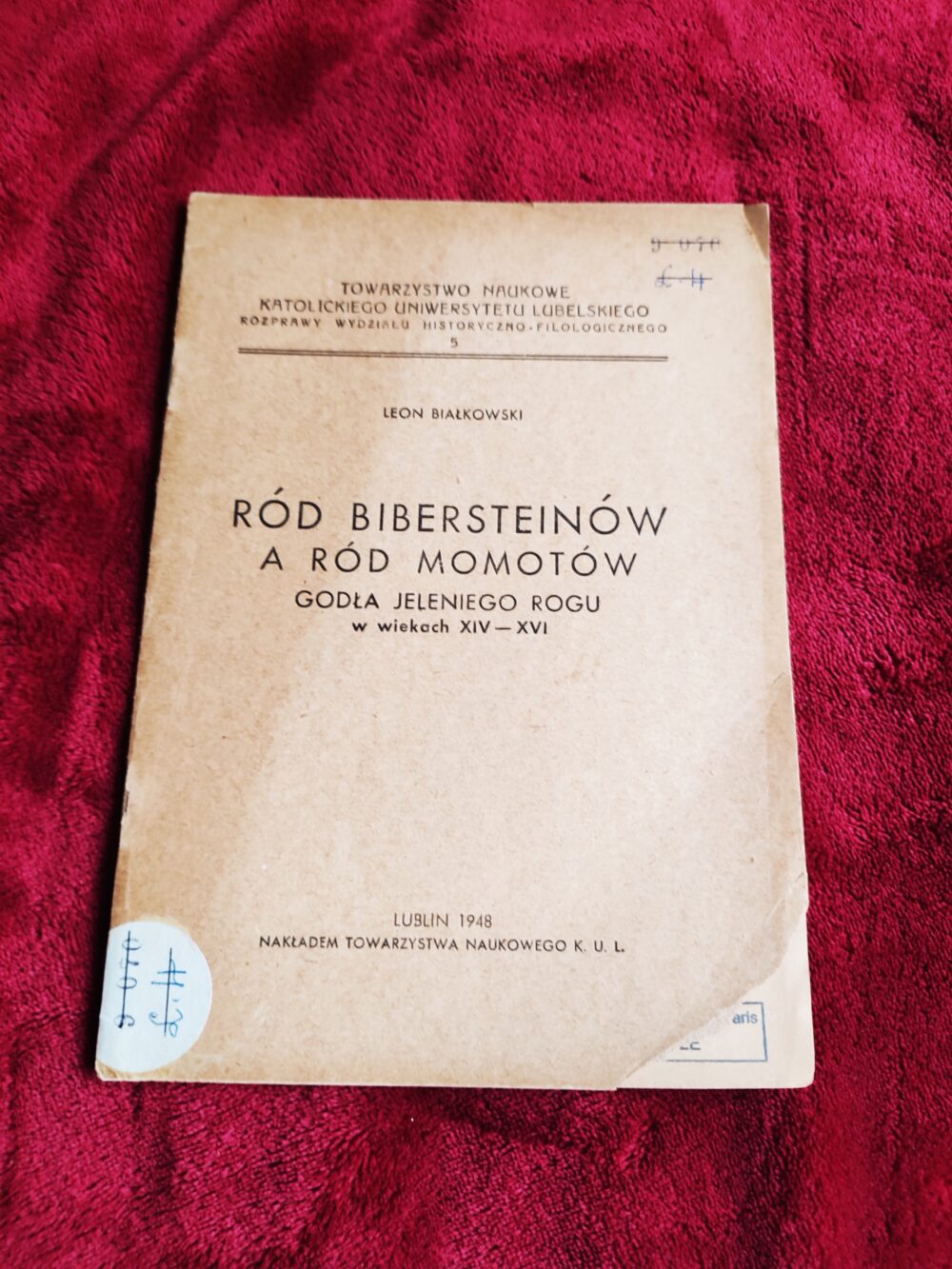 Leon Białkowski, "Ród Bibersteinów a ród Momotów. Godła Jeleniego Rogu w wiekach XIV-XVI" [1948]