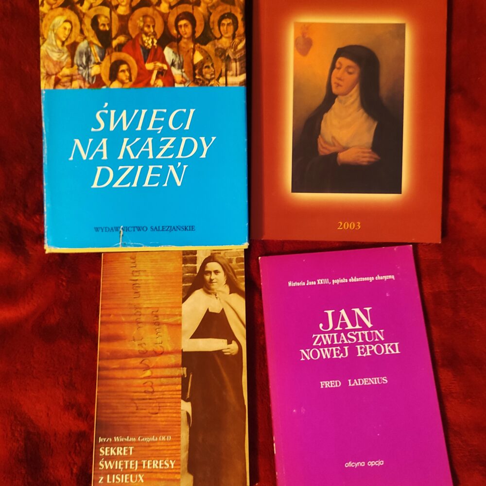 Zestaw książek o świętych Kościoła Katolickiego