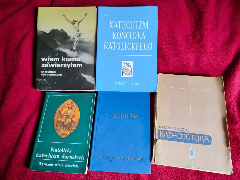 Zestaw współczesnych katechizmów + gratis