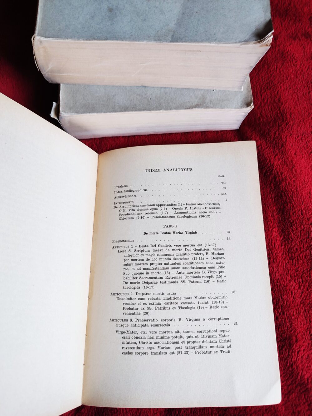 G. Hentrich, R. Gualtero de Moos, "Petitiones de Assumptione Corporea B. V. Mariae in Caelum definienda ad Sanctam Sedem delatae" (2 t.) [1942] + gratis - obrazek 5