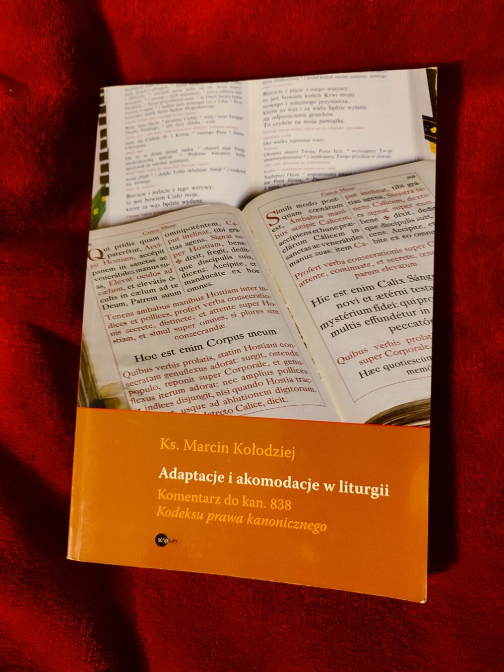 Ks. Marcin Kołodziej, "Adaptacje i akomodacje w liturgii. Komentarz do kan. 838 Kodeksu Prawa Kanonicznego" [2023]