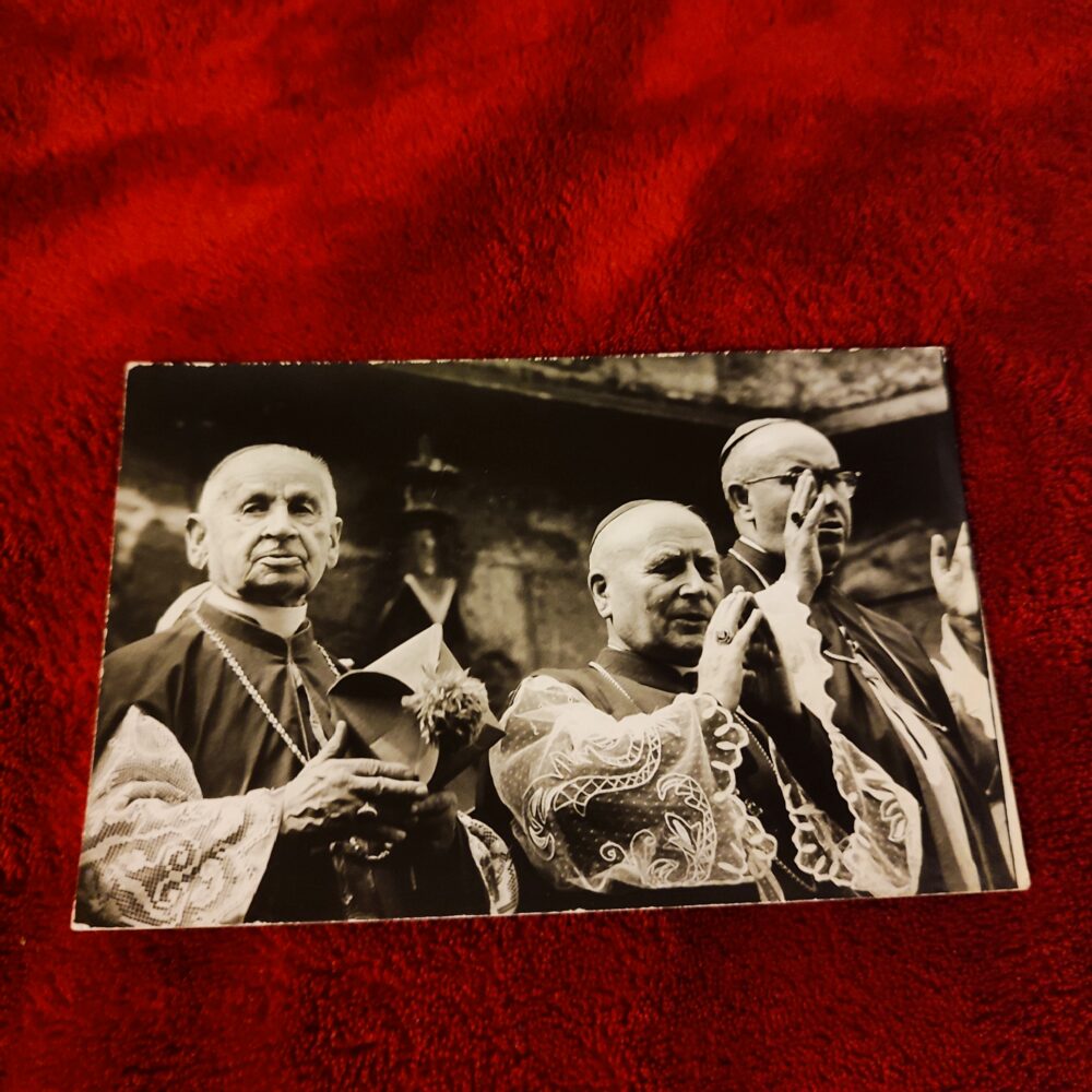 Zdjęcie z polskimi biskupami