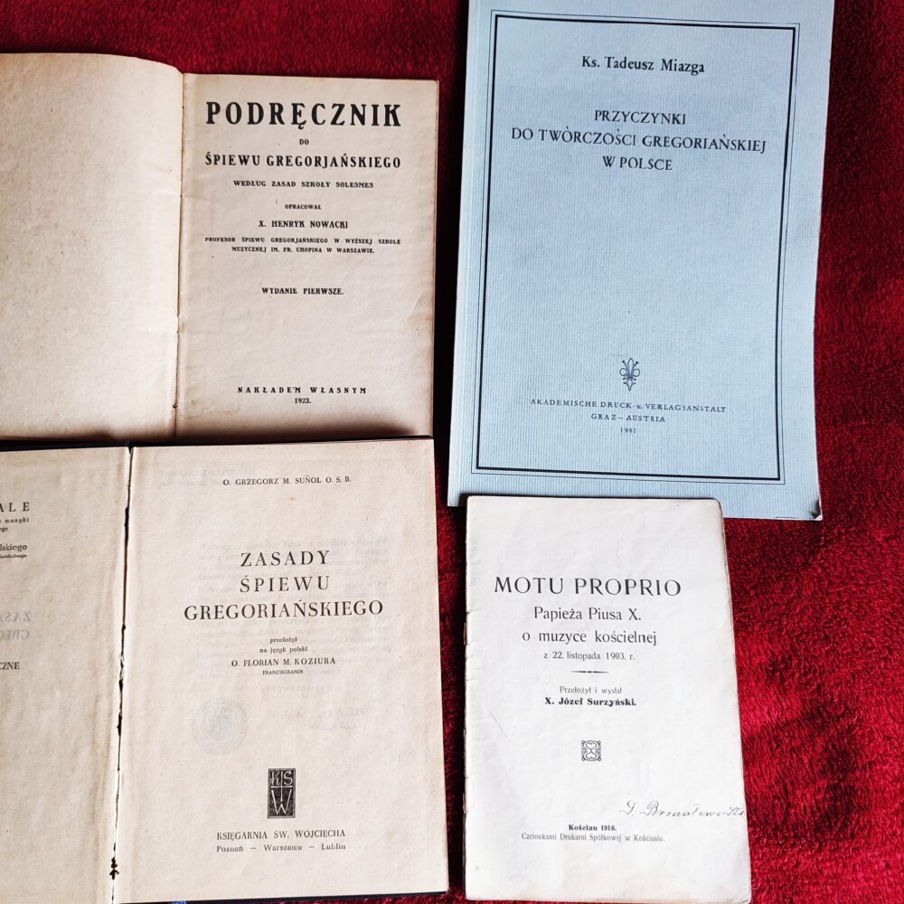 Zestaw publikacji o muzyce kościelnej i chorale gregoriańskim