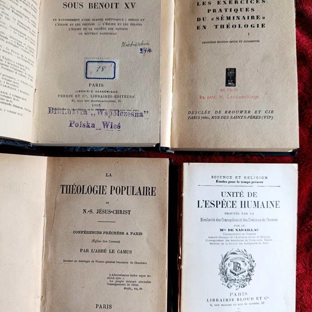 Zestaw starych francuskich książek teologicznych