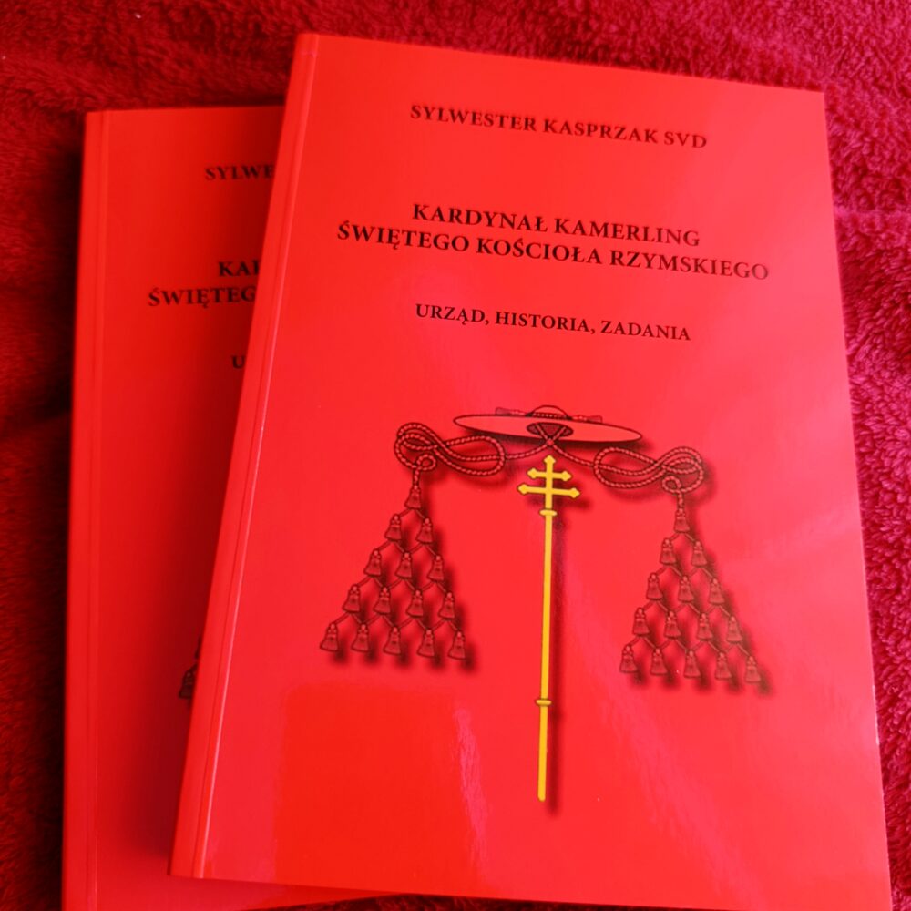 Sylwester Kasprzak SVD, "Kardynał Kamerling Świętego Kościoła Rzymskiego. Urząd, historia, zadania" [Lublin 2007]
